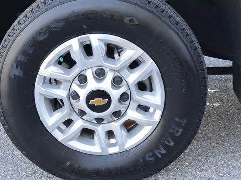 Used 2020 Chevrolet Silverado 2500 LT image 12