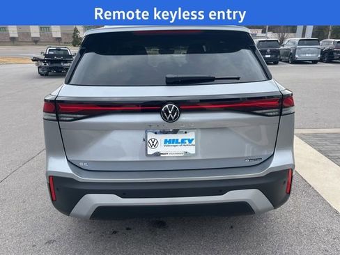 New 2026 Volkswagen Tiguan SE image 4