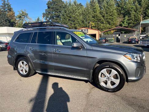 Used 2018 Mercedes-Benz GLS 450 4MATIC image 19