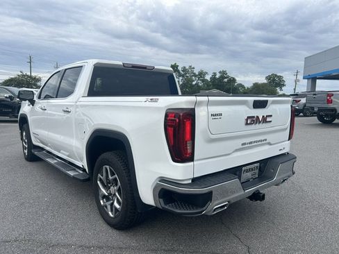 Used 2023 GMC Sierra 1500 SLT w/ SLT Premium Package AWD/4WD image 2