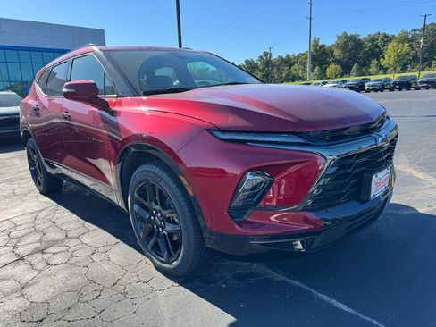 New 2025 Chevrolet Blazer RS image 2