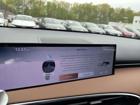 New 2026 Genesis GV70 2.5T Advanced AWD/4WD image 22