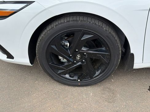 New 2026 Hyundai Elantra SEL Sport FWD image 12