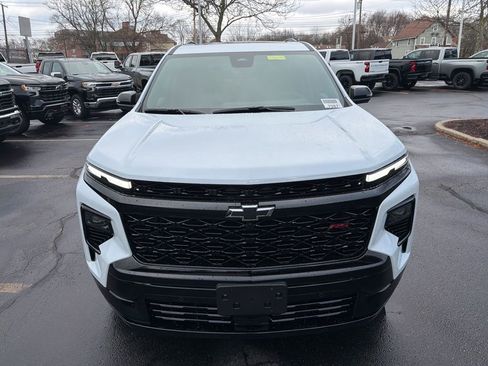 New 2026 Chevrolet Traverse RS w/ LPO, Floor Liner Package image 2
