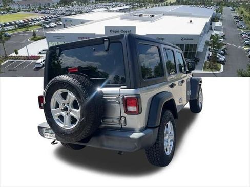 Certified 2018 Jeep Wrangler Unlimited Sport S AWD/4WD image 23