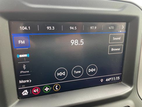 Used 2020 Chevrolet Silverado 2500 Custom w/ Custom Value Package image 33