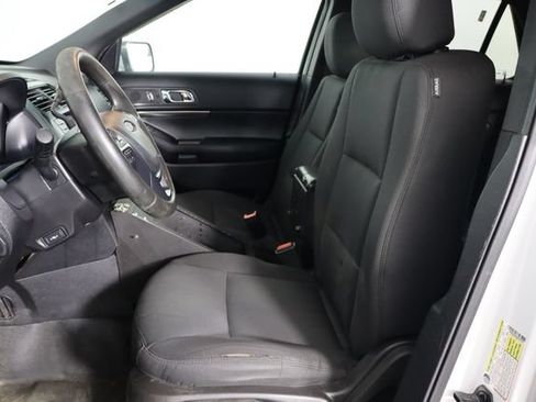 Used 2017 Ford Explorer 4WD Police Interceptor image 7