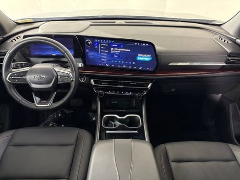 Used 2025 Chevrolet Traverse Z71 w/ Driver Confidence Package AWD/4WD image 37