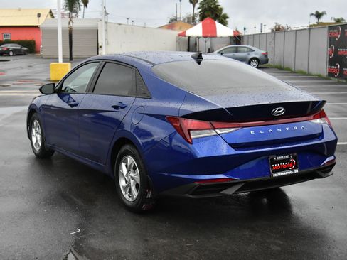 Used 2023 Hyundai Elantra SE image 6
