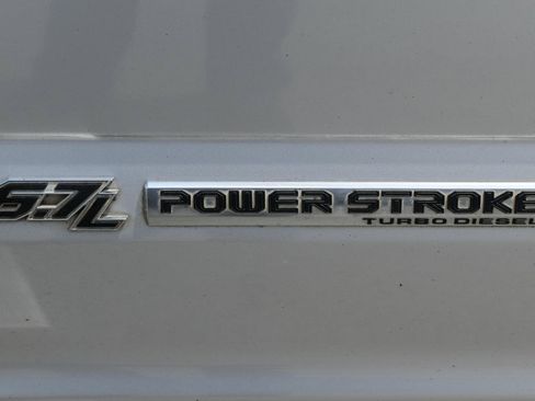 Used 2017 Ford F250 Lariat w/ Lariat Value Package AWD/4WD image 47