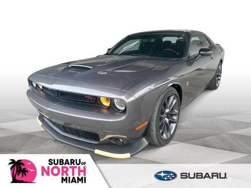 Used 2023 Dodge Challenger R/T Scat Pack RWD image 1