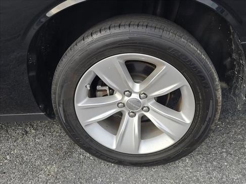 Used 2023 Dodge Challenger SXT RWD image 18