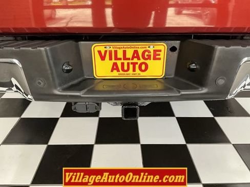 Used 2014 Ford F150 XLT w/ Equipment Group 302A Luxury AWD/4WD image 28