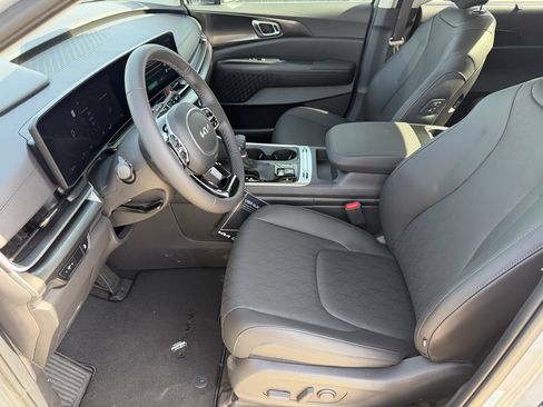 New 2026 Kia Carnival SX w/ SX Dark Edition Package FWD image 24