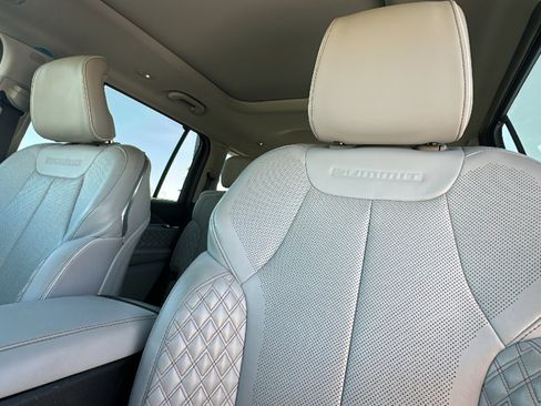 Used 2021 Jeep Grand Cherokee L Summit w/ Advanced Protech Group IV image 11