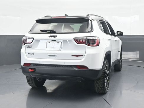 New 2026 Jeep Compass Trailhawk image 5