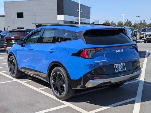 New 2026 Kia Sportage SX FWD image 5