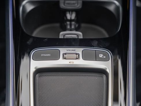 New 2026 Mercedes-Benz GLB 250 4MATIC image 25