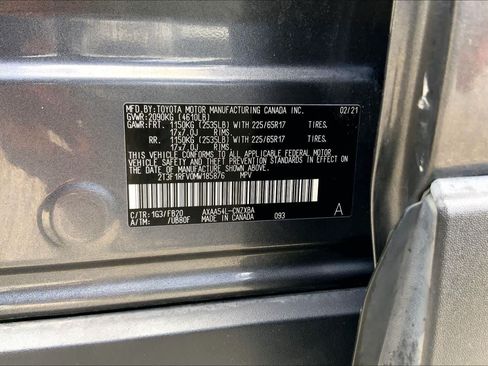 Used 2021 Toyota RAV4 LE AWD/4WD image 36