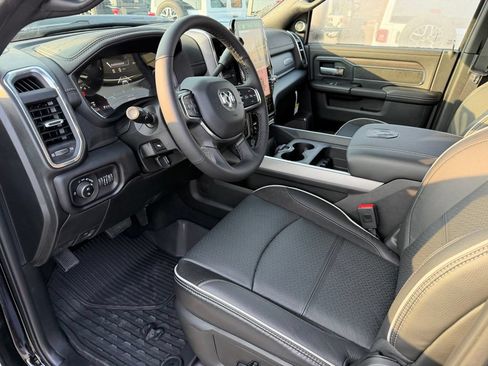 New 2026 RAM 2500 Tradesman AWD/4WD image 9