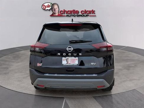 Certified 2023 Nissan Rogue SV image 4