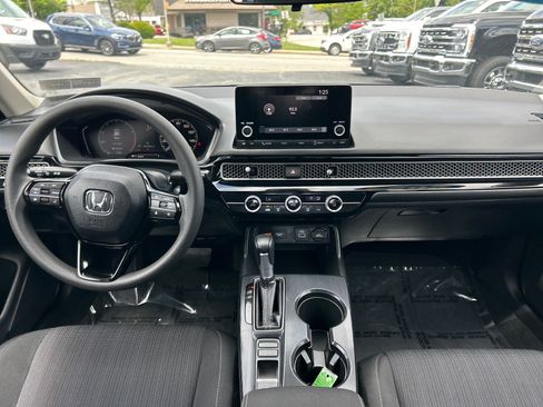 Used 2024 Honda Civic LX image 6