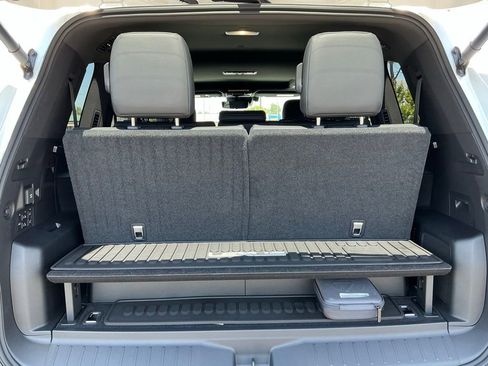 New 2026 Lexus LX 700h Luxury AWD/4WD image 16