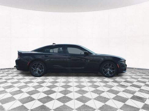 Used 2015 Dodge Charger SXT image 8