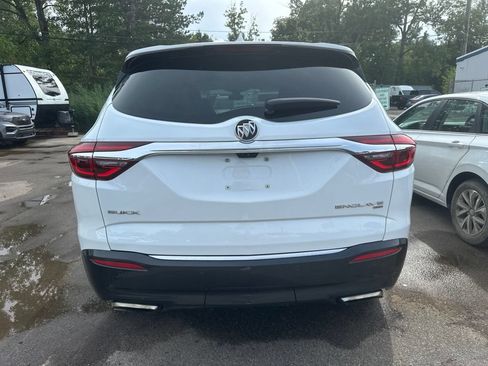 Used 2018 Buick Enclave Essence w/ Trailering Package AWD/4WD image 5
