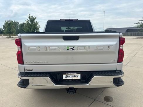 Used 2022 Chevrolet Silverado 1500 LT w/ Safety Package AWD/4WD image 40