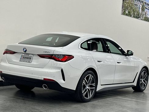 Used 2025 BMW 430i w/ Premium Package RWD image 4
