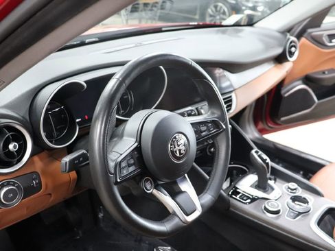 Used 2021 Alfa Romeo Giulia Ti w/ Active Assist 2 Package TI image 10