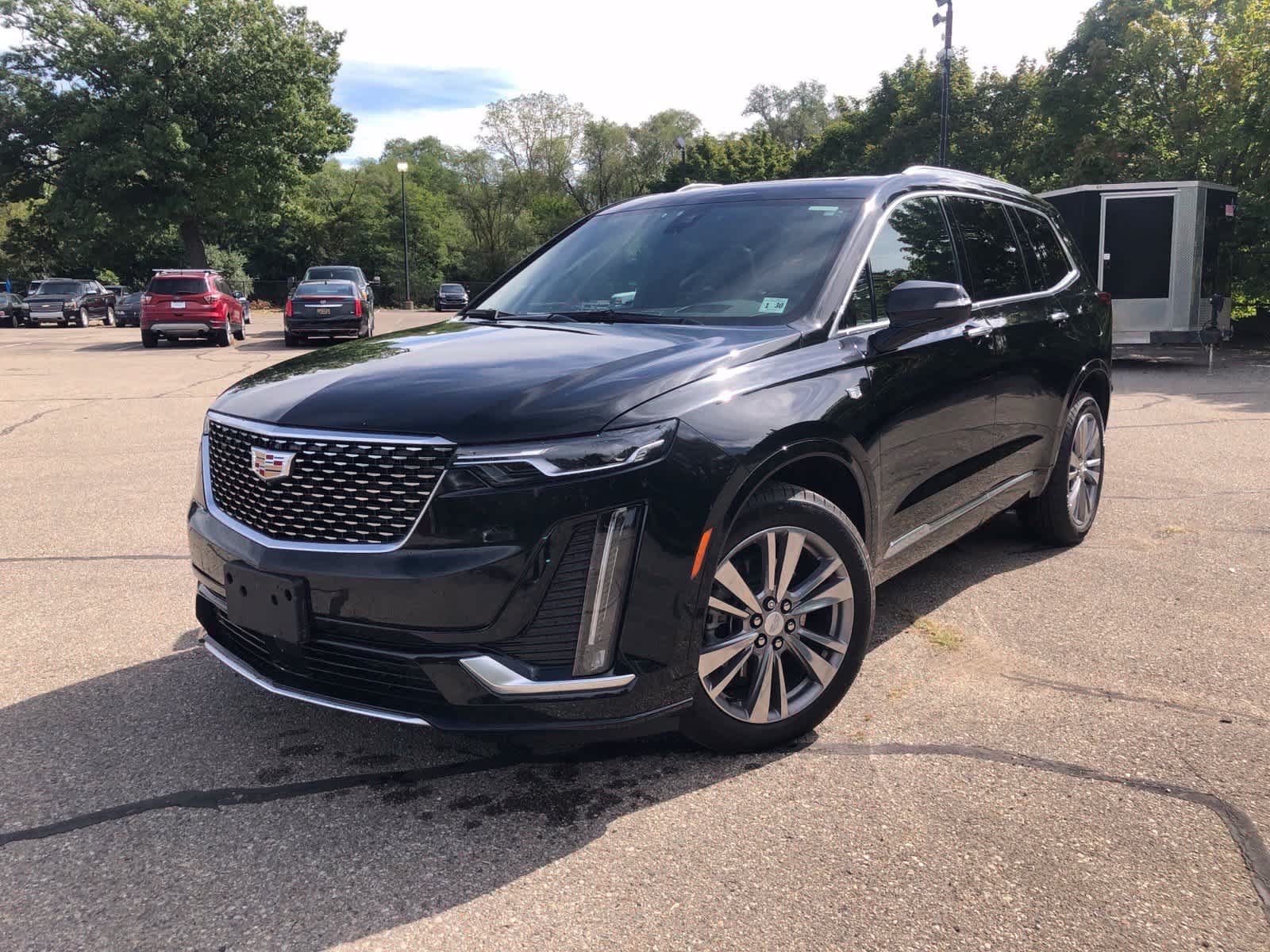 Used 2024 Cadillac XT6 Premium Luxury w/ Technology Package AWD/4WD image 1