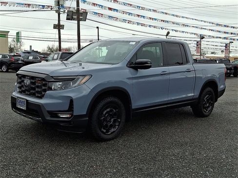 Certified 2025 Honda Ridgeline TrailSport+ image 3