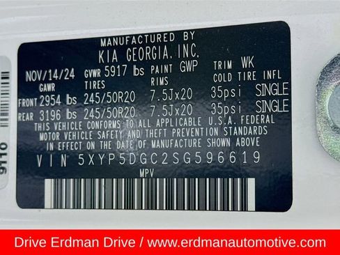 Used 2025 Kia Telluride SX Prestige image 32