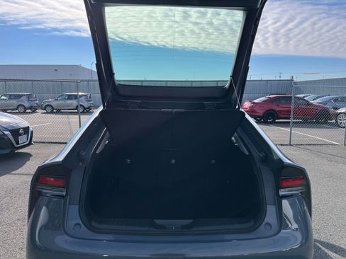 Used 2025 Toyota Prius LE image 30