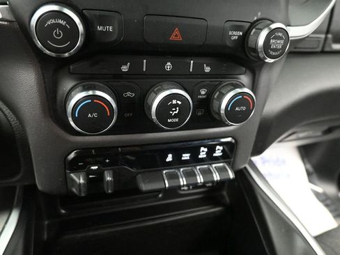 Used 2020 RAM 1500 Big Horn image 38