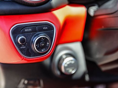 Used 2015 Ferrari California T RWD image 40