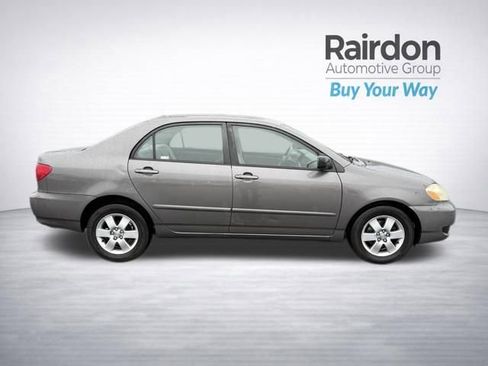 Used 2005 Toyota Corolla LE image 9