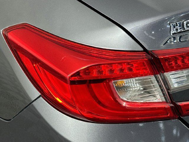 Used 2018 Honda Accord LX image 33