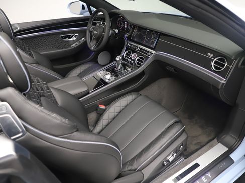 Certified 2020 Bentley Continental GT AWD/4WD image 28