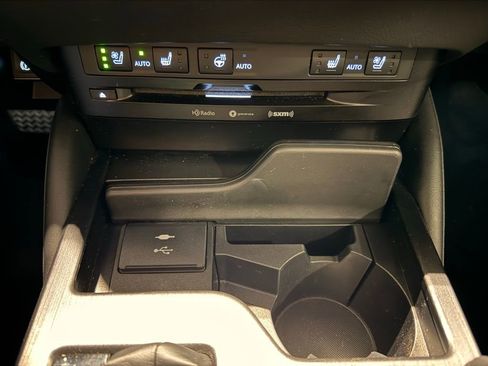 Used 2022 Lexus ES 350 w/ Premium Package image 26