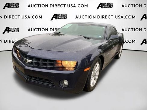 Used 2013 Chevrolet Camaro LT w/ Silver Rally Stripe Package image 6
