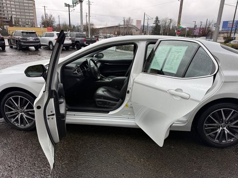 Certified 2023 Toyota Camry XLE w/ Cold Weather Package image 18