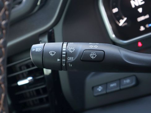 Used 2026 GMC Sierra 2500 AT4 w/ AT4 Premium Plus Package image 21