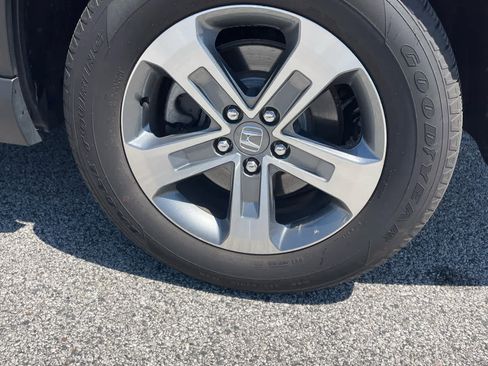 Used 2023 Honda Pilot EX-L image 11