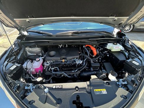 Used 2026 Toyota Sienna XLE AWD/4WD image 29