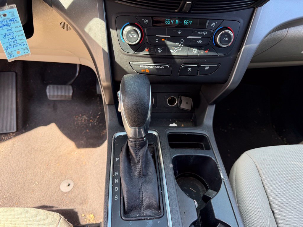 Used 2018 Ford Escape SE w/ SE Sync 3 Package FWD image 25