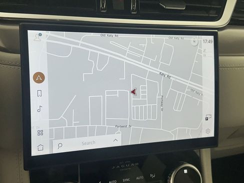 Used 2026 Jaguar F-PACE R-Dynamic S AWD/4WD image 25