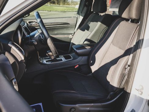 Used 2017 Jeep Grand Cherokee Limited 75th Anniversary image 20